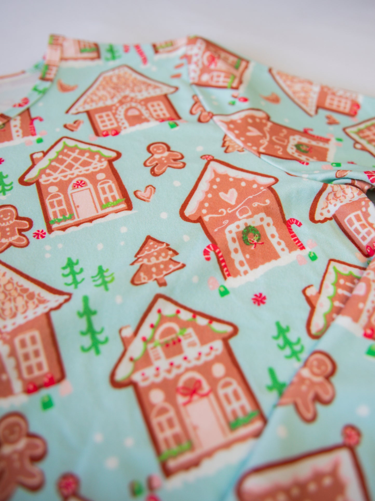 Women's Dreamer Pajamas - Gingerbread Town