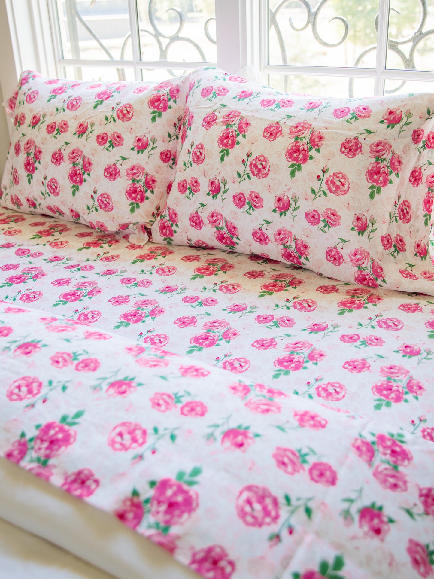 Sheet Set - Raspberry Roses