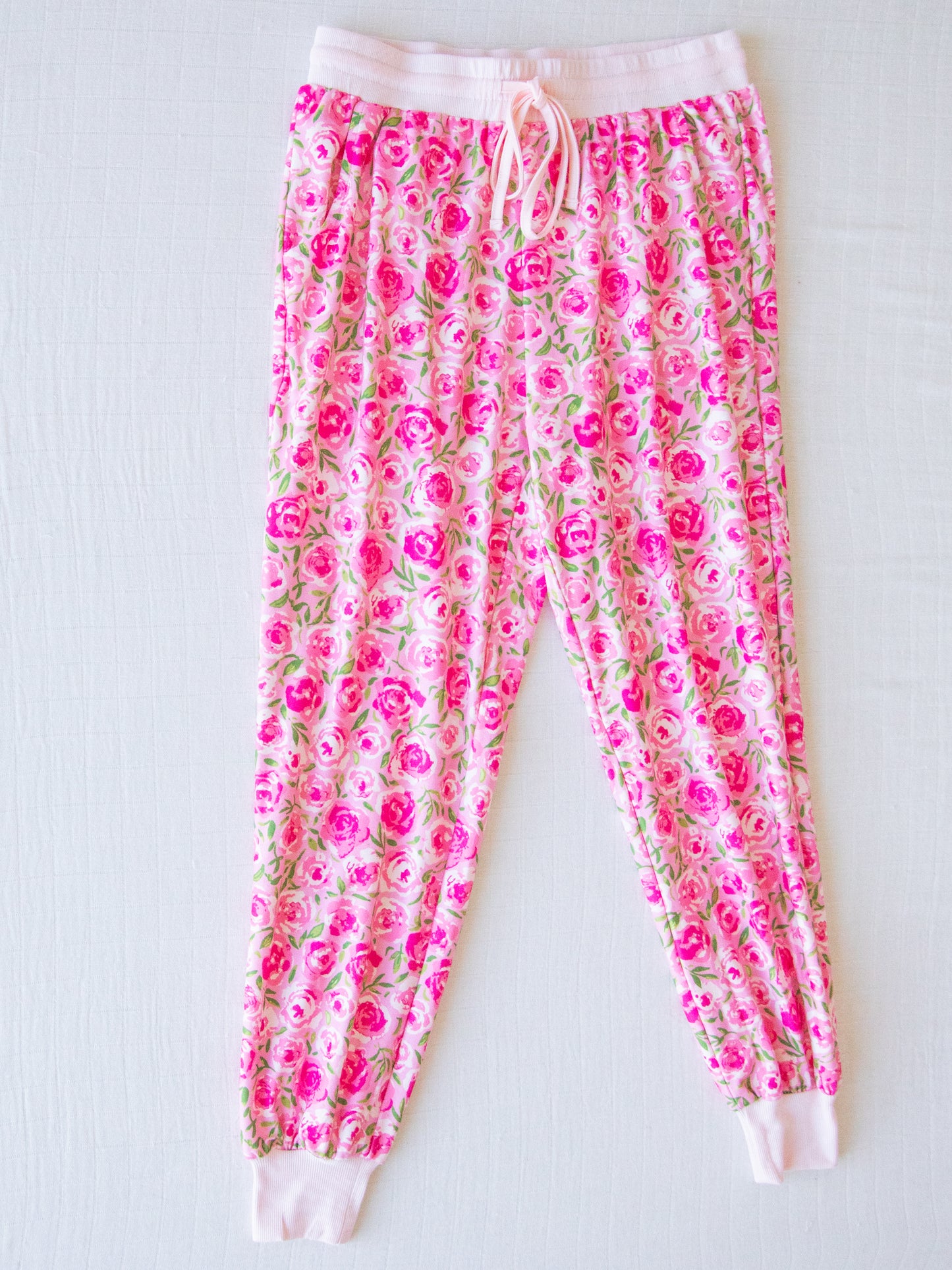 Women's Jogger Set - Covered in Roses