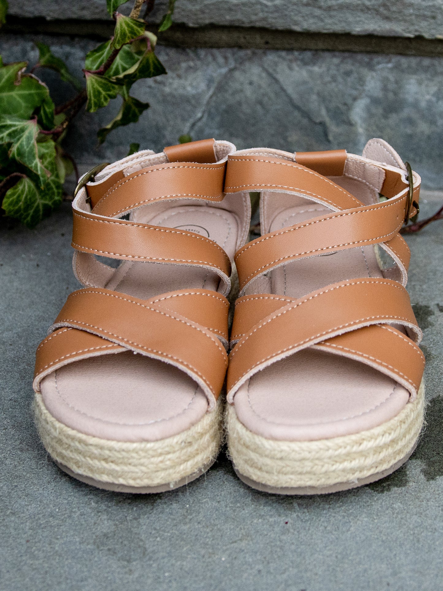 Platform Sandals – Brown